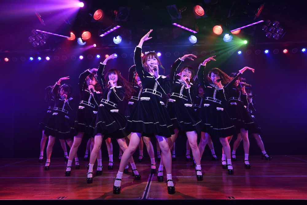 【画像・写真】ＡＫＢ新公演初日　向井地美音、総選挙７位以内ならブルマー滝行