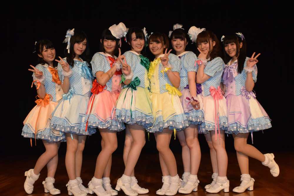 【画像・写真】「温泉むすめ」神戸でイベント　“地元”本宮佳奈＆桑原由気は気合