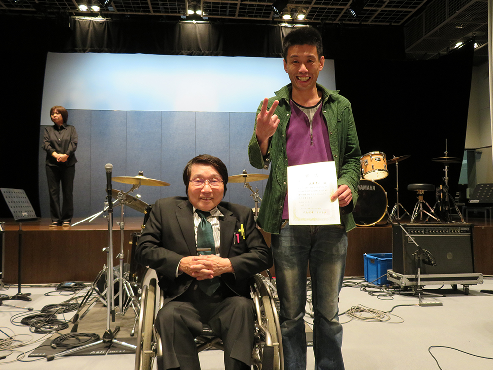 【画像・写真】ゴールドコンサート大阪大会　深澤さん優勝、９月本戦出場へ