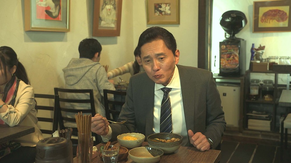 主演ドラマ「孤独のグルメ　Ｓｅａｓｏｎ６」も最終回を迎える松重豊。見よ、この食べっぷりと表情（Ｃ）テレビ東京