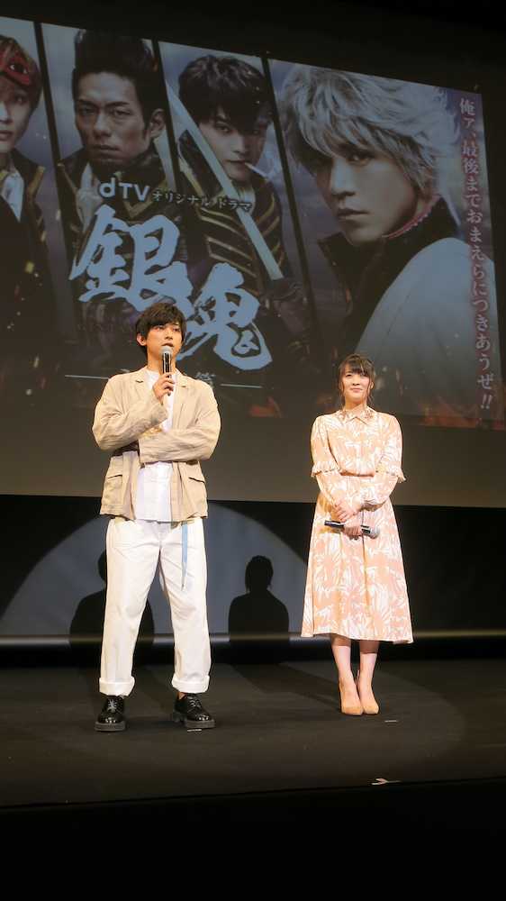 オリジナルドラマ「銀魂―ミツバ編―」の先行試写会、トークショーに出席した北乃きい（右）、吉沢亮