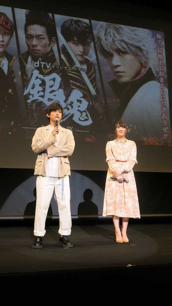 オリジナルドラマ「銀魂―ミツバ編―」の先行試写会、トークショーに出席した北乃きい（右）と吉沢亮