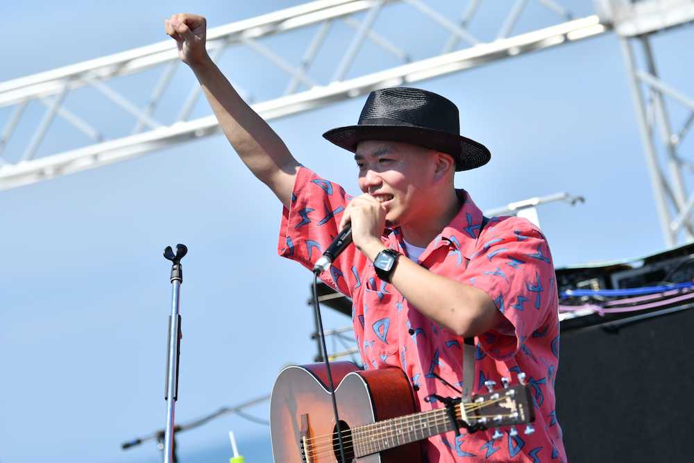 【画像・写真】再起を懸けるＮＯＢＵ　故郷・宮崎で誓い「今年こそ紅白を」