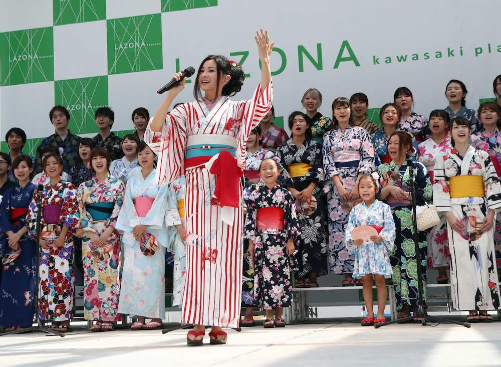 【画像・写真】倉木麻衣“１０年ぶり”浴衣で熱唱「ゆかった、ゆかった」