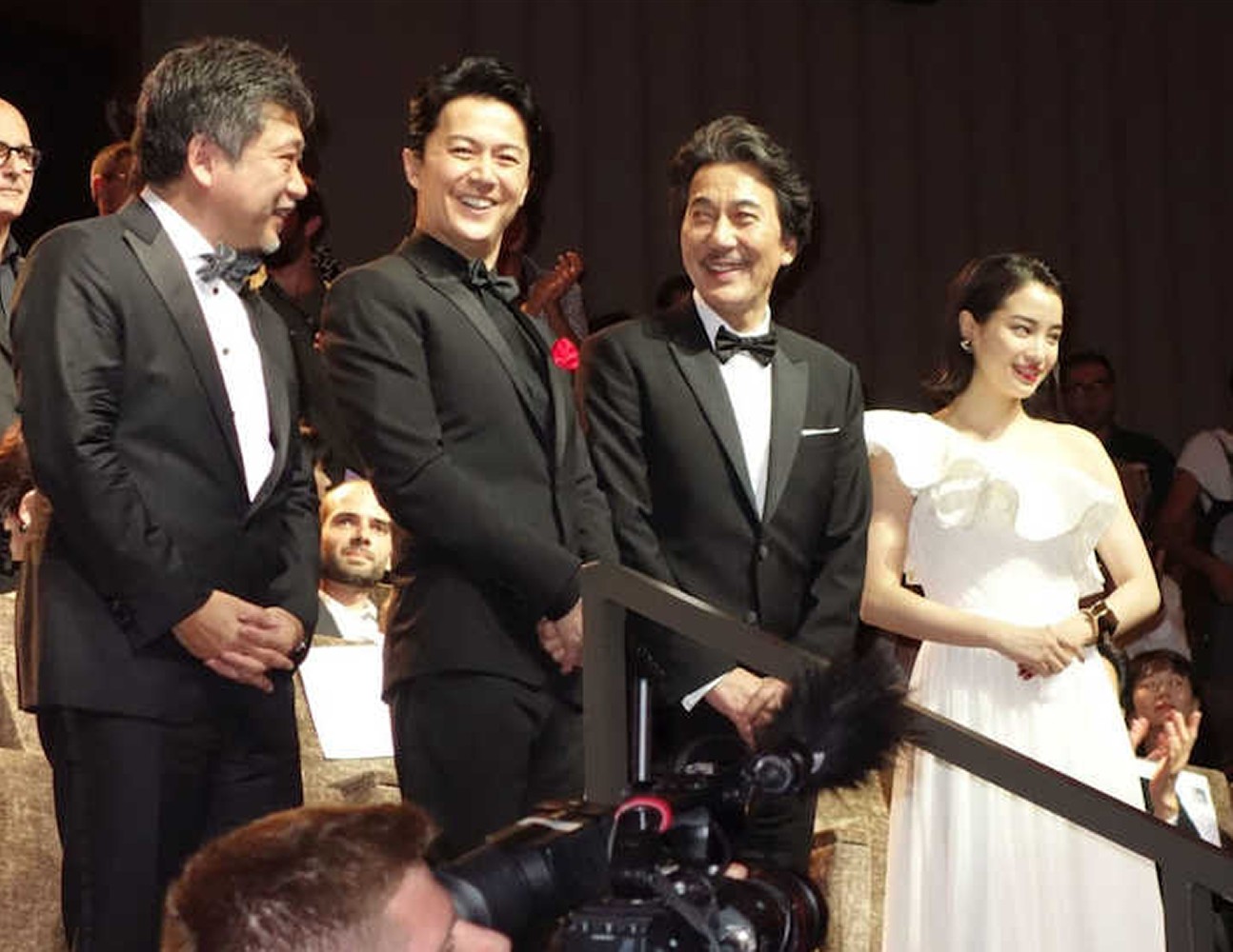 【画像・写真】「三度目の殺人」公式上映　６分間拍手喝采に福山雅治「ホッ」