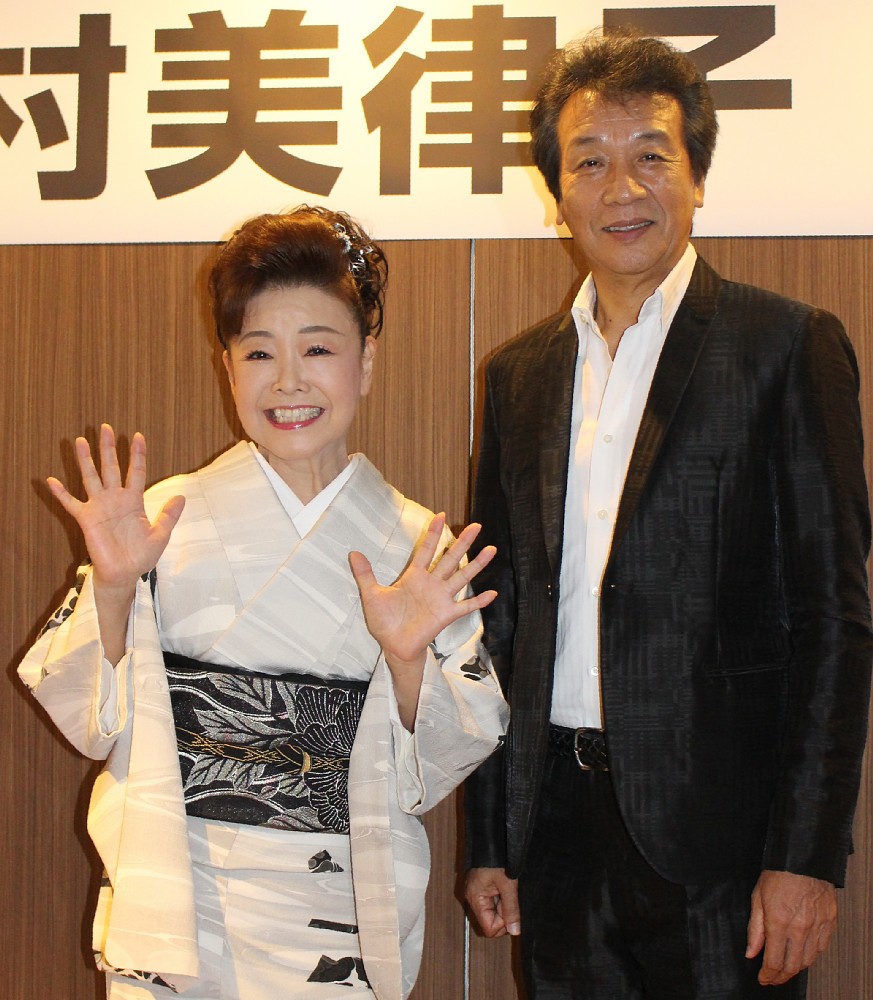 新歌舞伎座で初めて共演することになった前川清と中村美律子