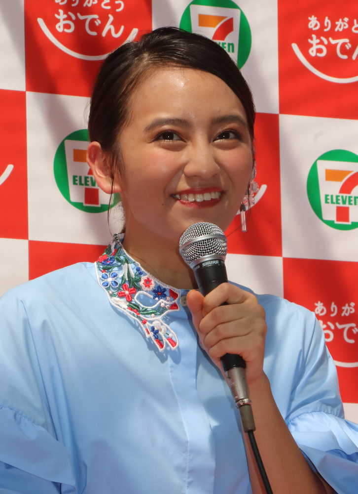 【画像・写真】岡田結実　評判うなぎ登り、応対しっかり“危機”の両親からしつけみっちり