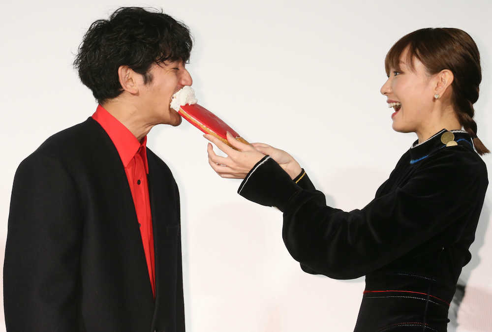【画像・写真】映画「ミックス。」好スタート　ガッキー笑顔「やったー公開！」