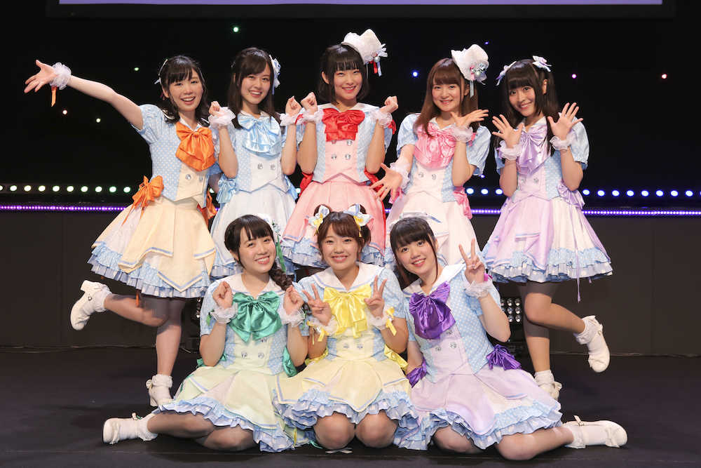 【画像・写真】８月に１ｓｔライブを行った「ＳＰＲｉＮＧＳ」の（前列左から）高橋花林、高田憂希、長江里加、（後列左から）篠田みなみ、日岡なつみ、本宮佳奈、和多田美咲、桑原由気
