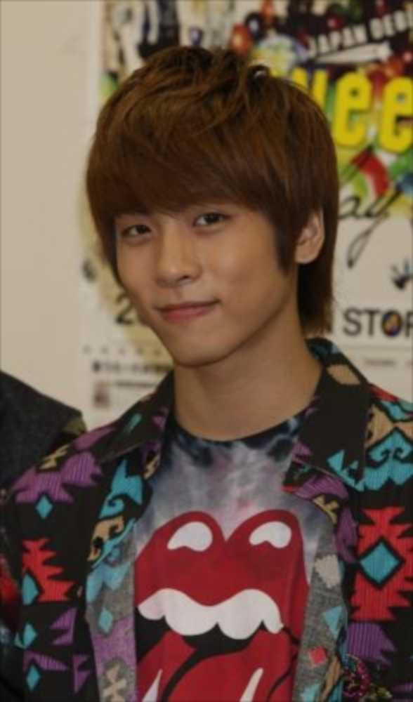 【画像・写真】「ＳＨＩＮｅｅ」ジョンヒョンさん自殺か　姉にメールで“遺書”