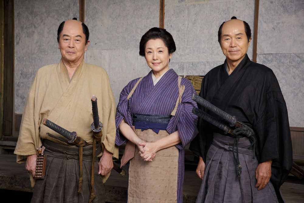 ＮＨＫ大河ドラマ「西郷どん」で共演した（左から）風間杜夫、松坂慶子、平田満