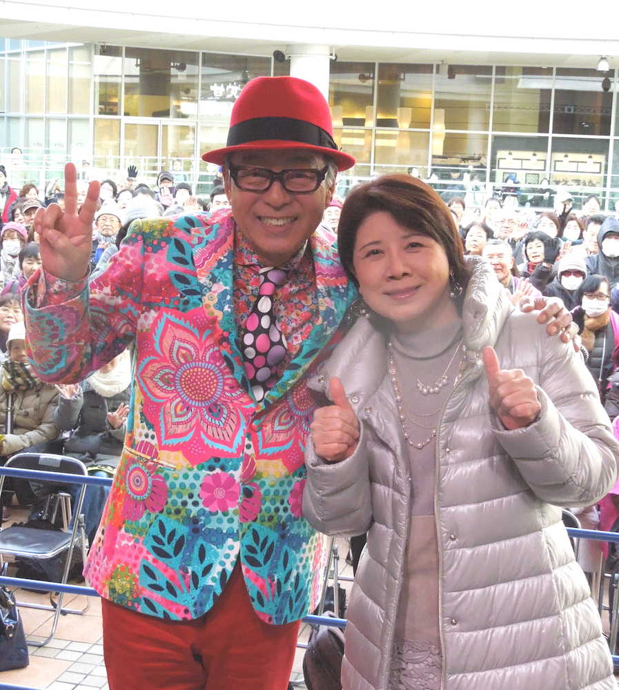 デュエットソング「好きかもしれない〜大阪物語〜」を地元大阪で初披露した円広志と森昌子