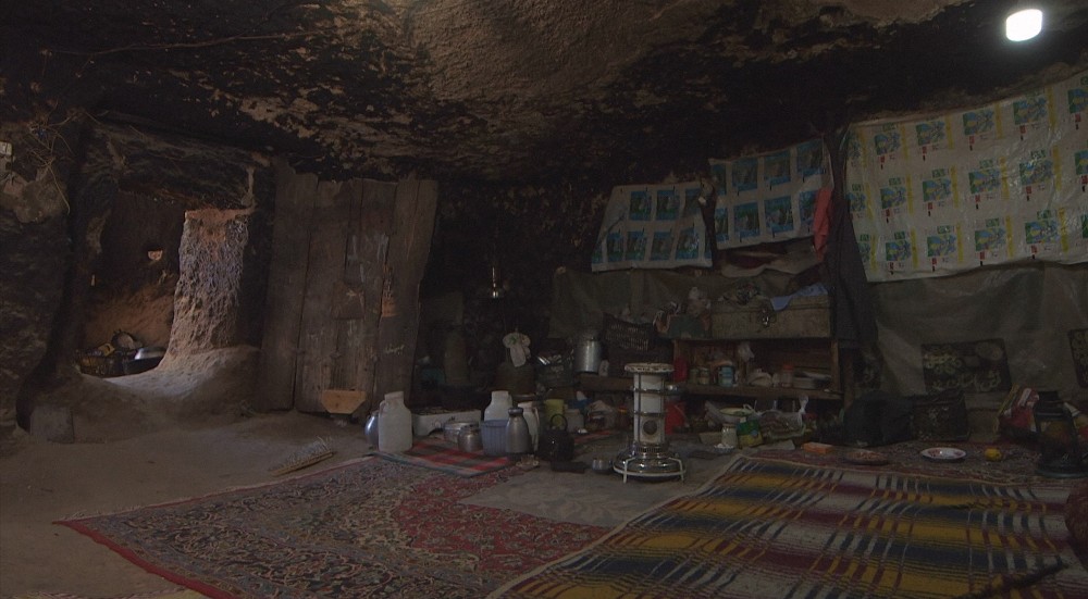 ２０００年以上も洞窟暮らしを続けるイラン・メイマンドの人々の居住空間（Ｃ）ＴＢＳ