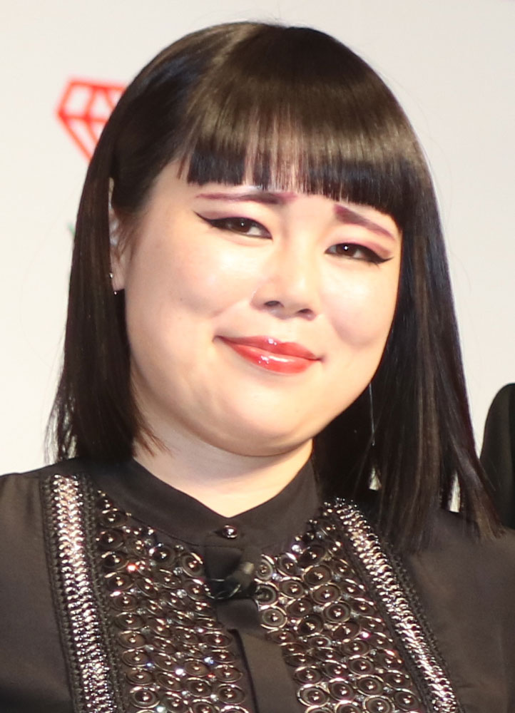 【画像・写真】ブルゾンちえみが新ネタ披露「しこたまー！」　曲はジャスティン・ビーバー