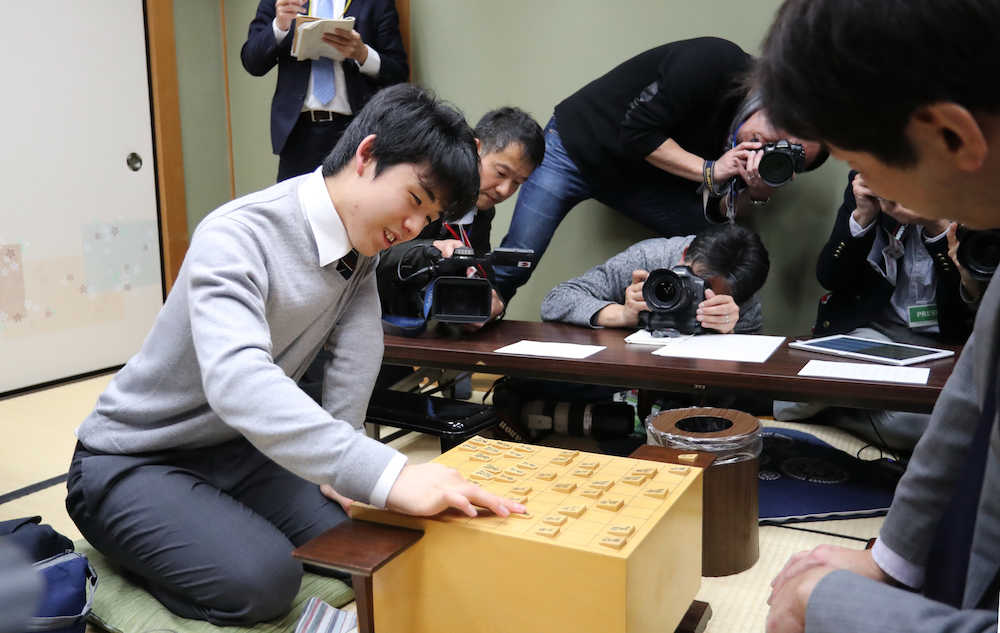【画像・写真】藤井六段、師匠撃破！互いに手の内知り尽くし…千日手の激戦制す