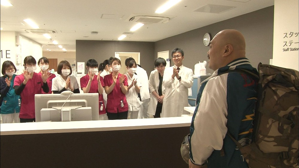 【画像・写真】クロちゃん、涙の教育入院　５日間で体重−３・１キロ！血糖値は１７２から９２