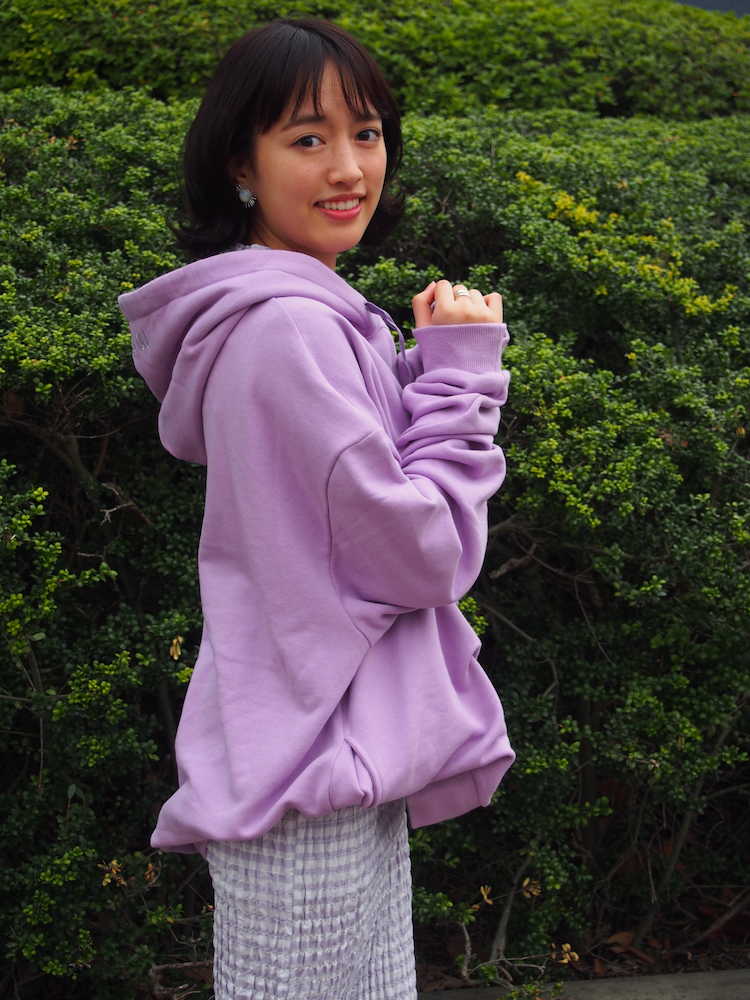 【画像・写真】注目の個性派新人、梛野里佳子　初舞台満喫「芝居って面白い」慶大卒の才女