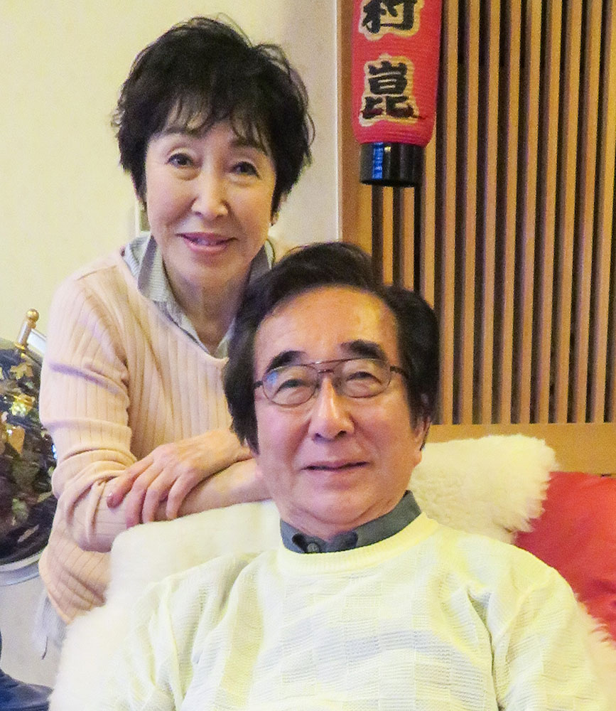 一目惚れして、会ったその日にプロポーズした妻の岡村瑤子さんとは結婚してから３月で５９年を迎えた