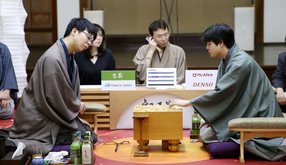 【画像・写真】初代叡王に高見六段、４連勝で初のタイトル獲得　七段に昇段