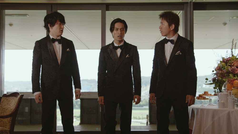 「第５９回宝塚記念」新ＣＭに出演している関ジャニ∞の（左から）横山裕、錦戸亮、村上信五
