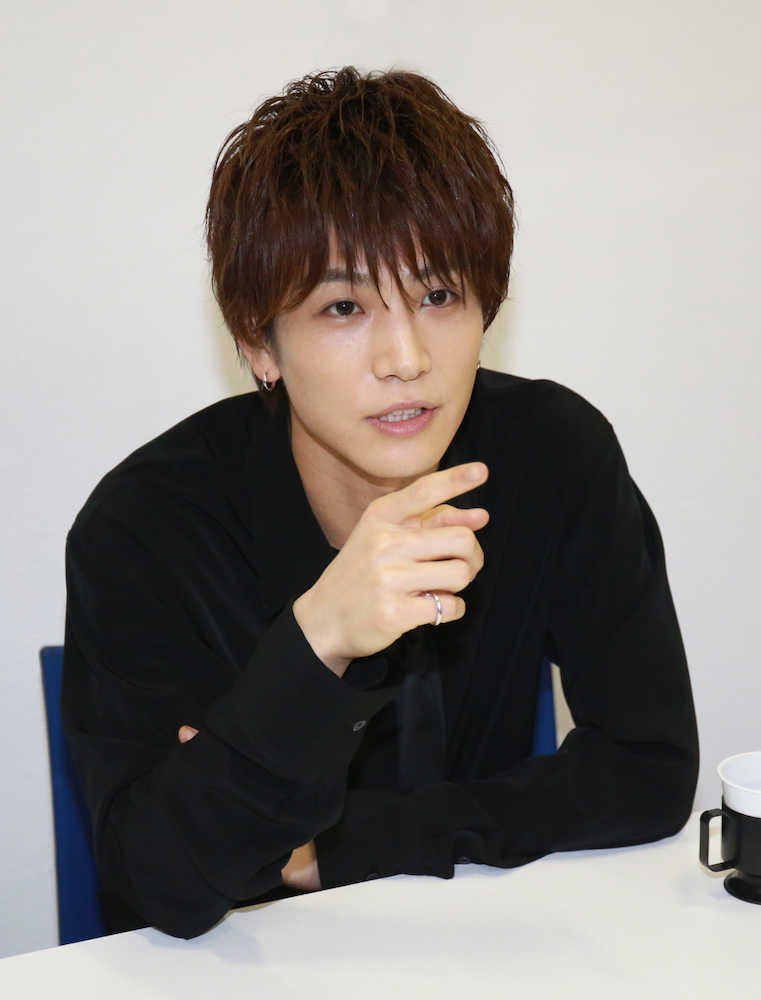 【画像・写真】岩田剛典　自室はこだわりインテリア満載　“崖っぷち家具”で磨く美的感覚