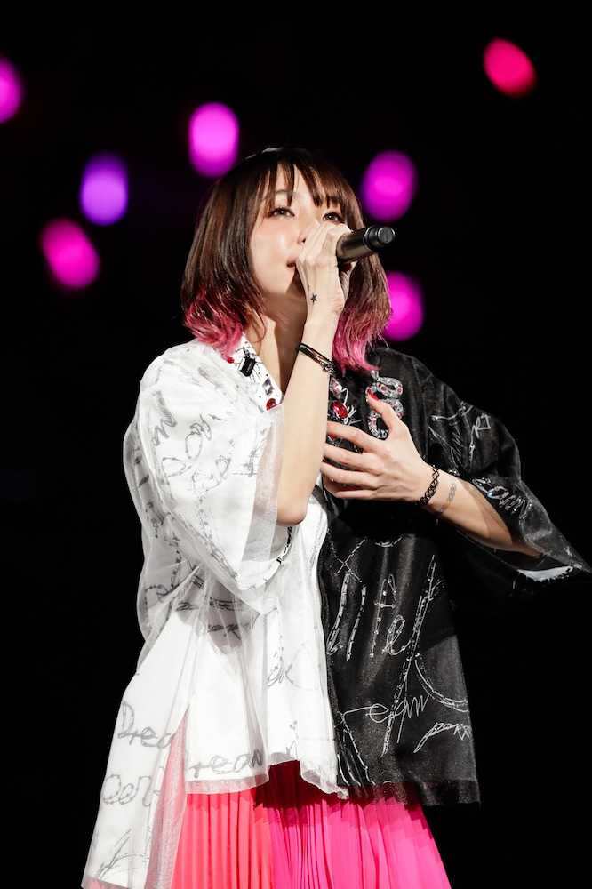 【画像・写真】ＬｉＳＡ　武道館でアジアツアー開幕、２２曲熱唱「最高な未来作っていく」