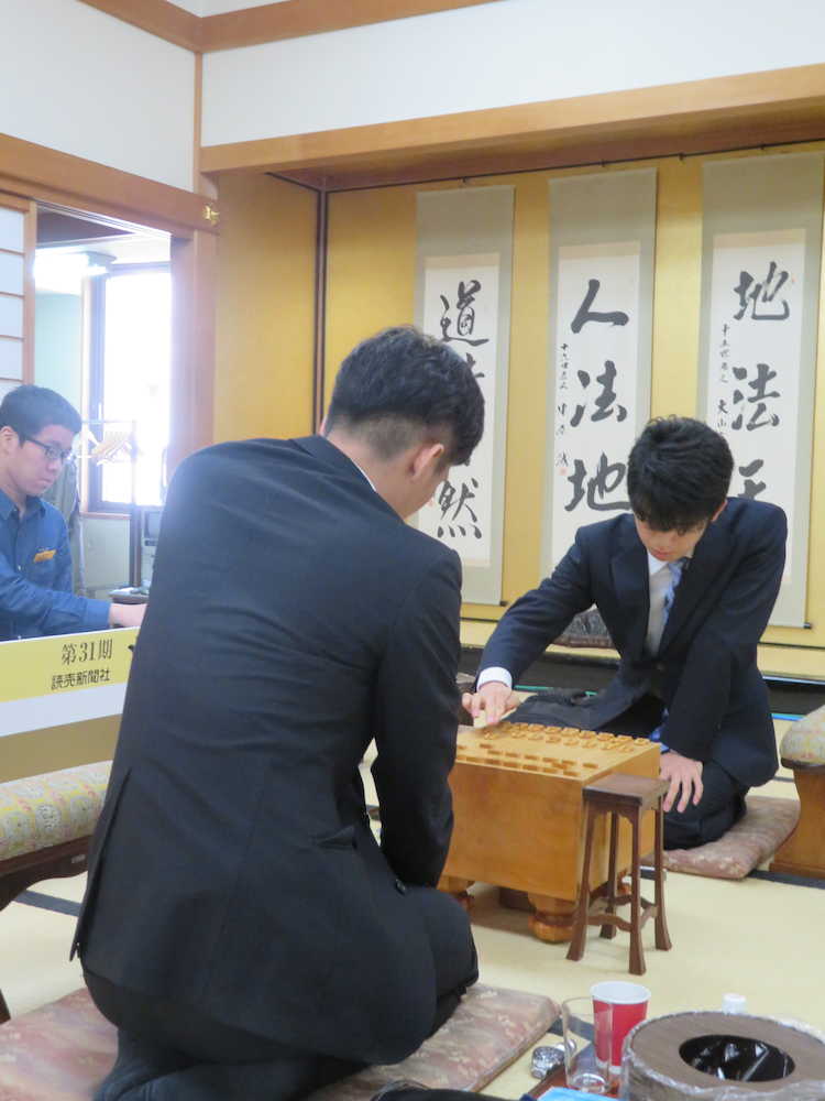 【画像・写真】藤井七段　竜王戦決勝Ｔ１回戦に登場　過去３戦３勝の都成五段と対局　