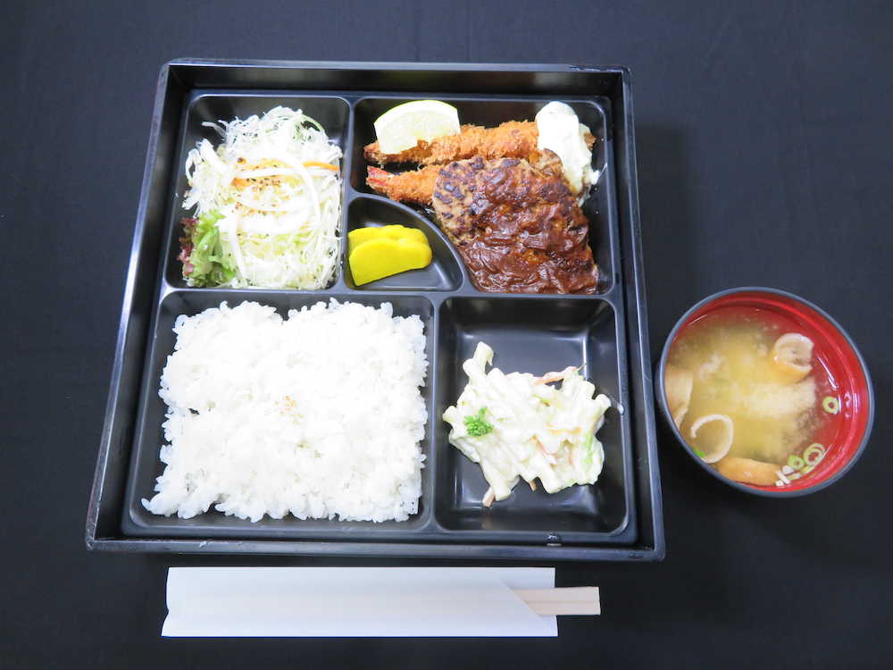 【画像・写真】報道陣にも提供される藤井七段の“勝負メシ”　撮影した後の行先は…