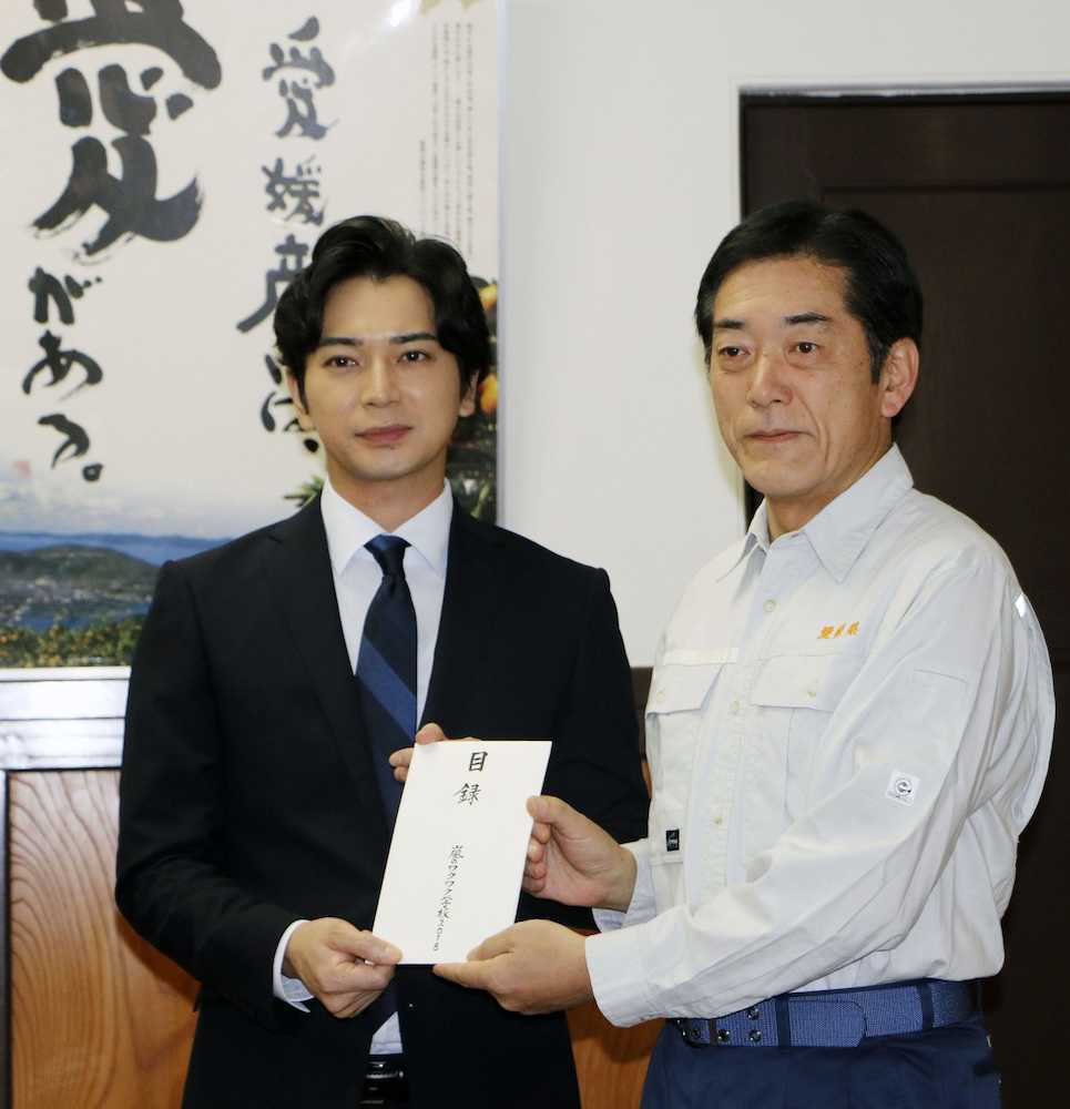 【画像・写真】松潤　１億円を寄付　嵐を代表　豪雨被害の広島＆愛媛を訪問「自分たちのできることを」