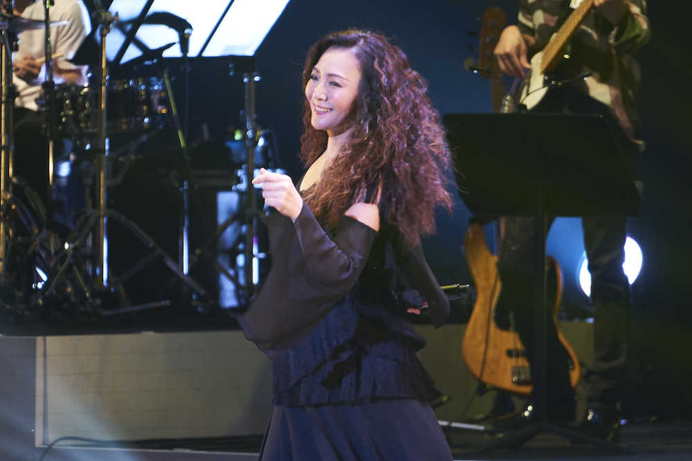 【画像・写真】杏里　デビュー４０周年ツアースタート　自己最多の２４曲熱唱