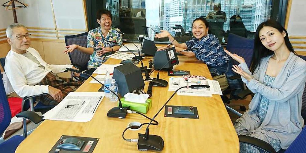 文化放送「ゴールデンラジオ」で復帰した大竹まこと（左）と（同２人目から）太田英明アナ、いとうあさこ、壇蜜