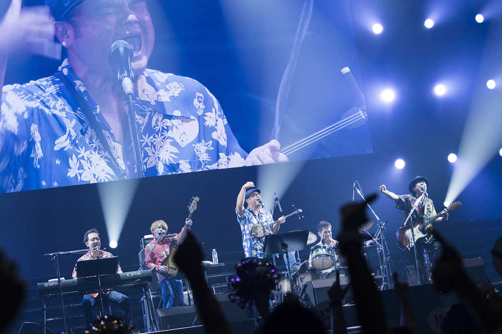 【画像・写真】安室奈美恵ラストライブ　安室奈美恵のライブに駆けつけたＢＥＧＩＮ