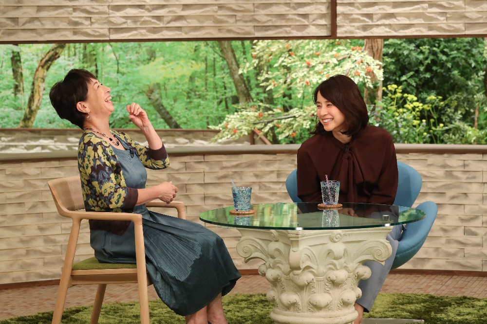 【画像・写真】石田ゆり子「私は結婚した方がいいのでしょうか？」コップの位置で寂しさ