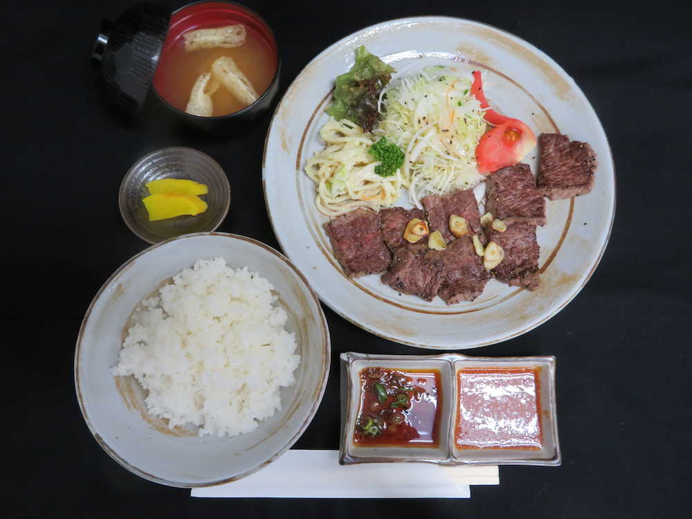 【画像・写真】藤井七段“勝負メシ”はバターライス　値段では青嶋五段が圧倒