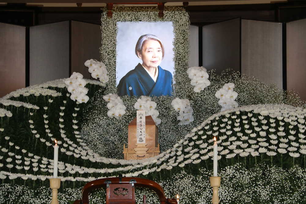 【画像・写真】希林さん、戒名は「希鏡啓心大姉」也哉子と本木が住職と相談し決定