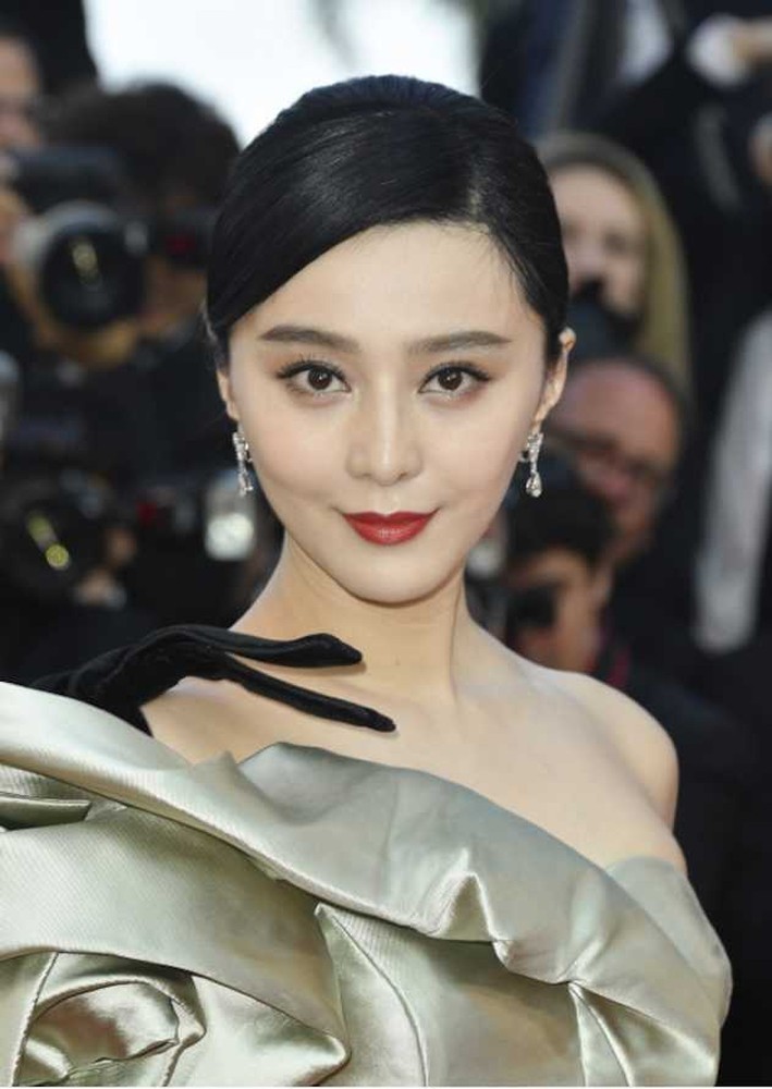 【画像・写真】消息不明の中国女優　脱税で罰金146億円、生存？ＳＮＳで謝罪