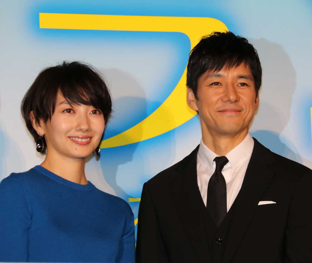 映画「オズランド　笑顔の魔法おしえます。」プレミア上映会に出席した波瑠（左）と西島秀俊