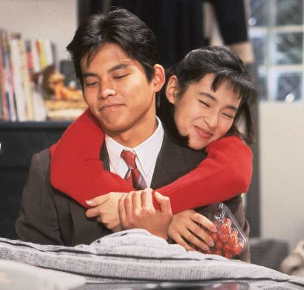 ９１年に「東京ラブストーリー」で共演した織田裕二（左）と鈴木保奈美（Ｃ）フジテレビ