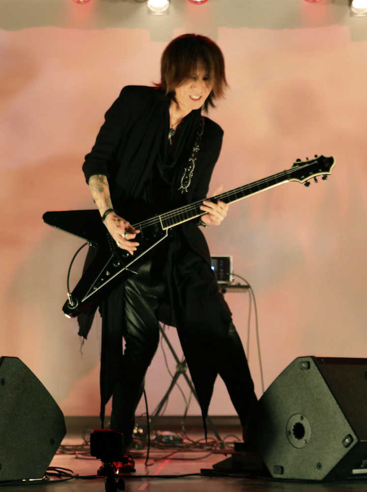 【画像・写真】ＳＵＧＩＺＯ　パレスチナで魂込めて演奏、文化交流イベント