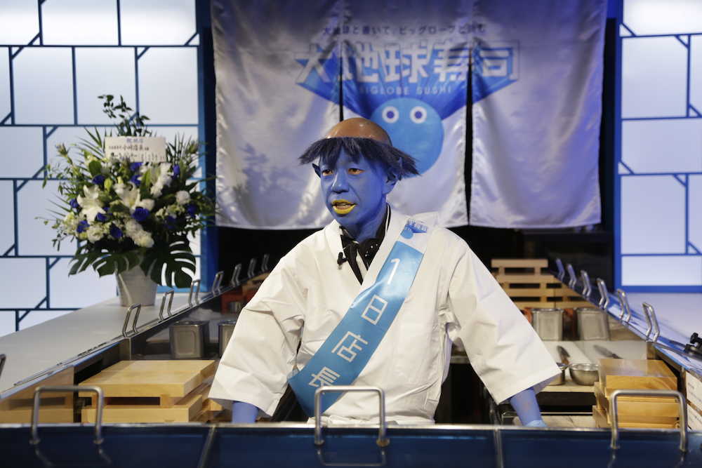 【画像・写真】小峠、ボヤく…河童姿の寿司職人「言いたいことは腐るほどある」