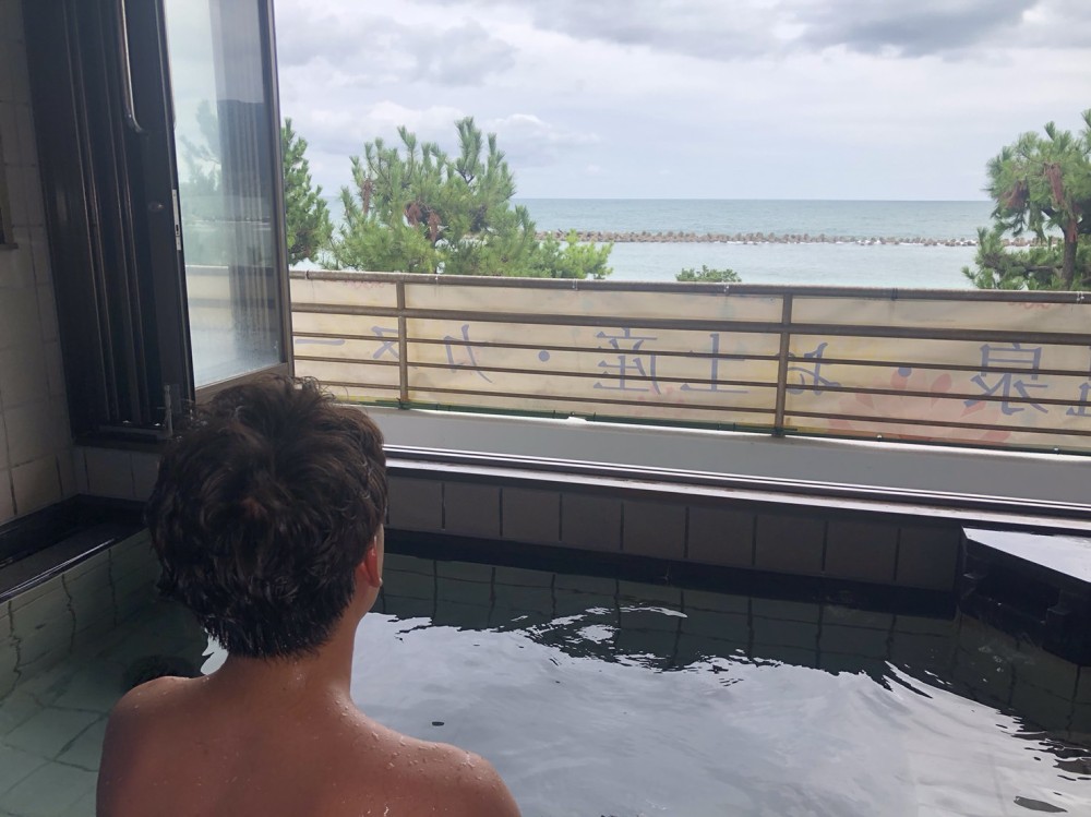 【画像・写真】兵庫県竹野町「北前館」　“湯冷め知らずの湯”眼下に広がるは日本海の絶景！