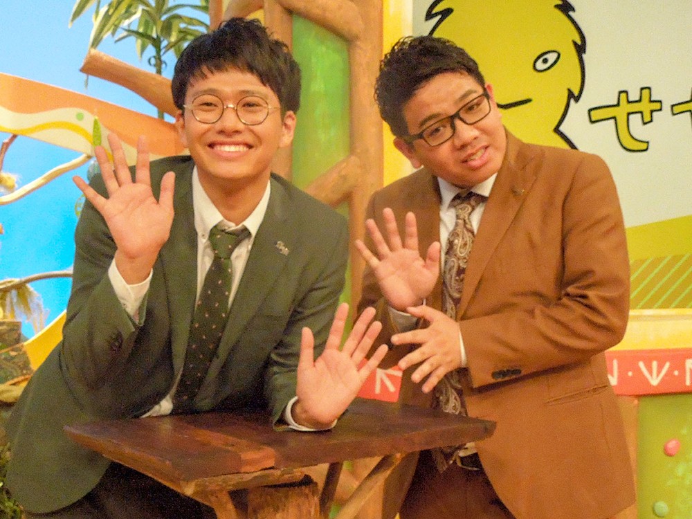 お笑いコンビ「ミキ」の兄・昴生（右）と弟・亜生（左）