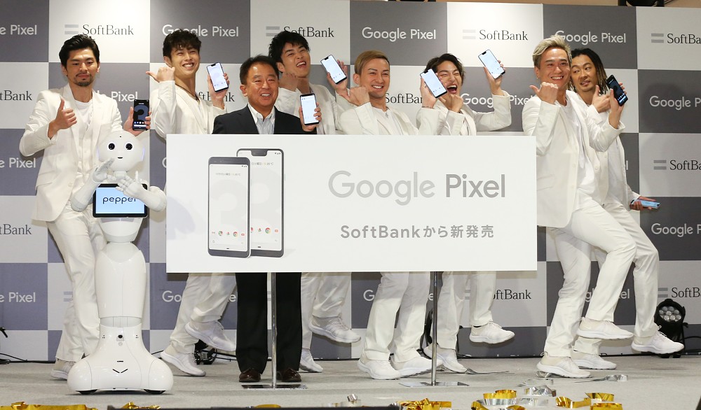 【画像・写真】ＤＡ　ＰＵＭＰ　新メンバー！？「Ｐｅｐｐｅｒ」と“Ｕ．Ｓ．Ａ．ダンス”で盛り上がり