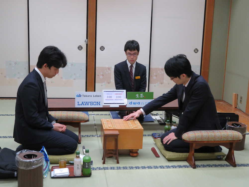 【画像・写真】藤井聡太七段　今年度中のタイトル挑戦ならず…斎藤王座に連敗、叡王戦本戦１回戦で敗退