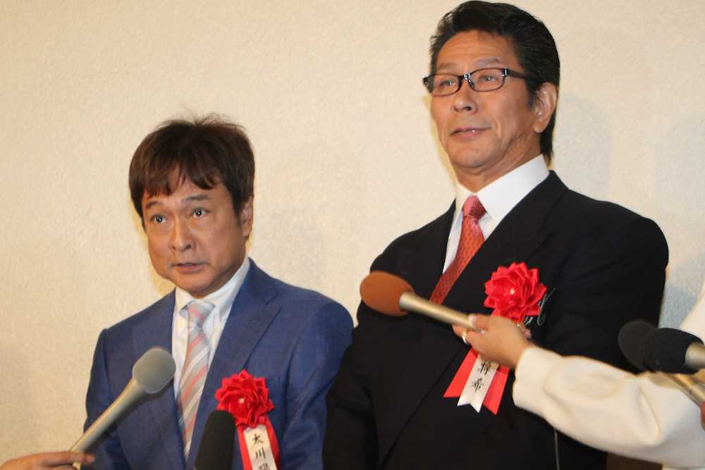 「サンミュージック」創立５０周年記念式典に出席した太川陽介（左）と野村将希