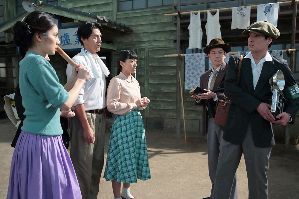 【画像・写真】【明日１２月４日のまんぷく】第５６話　厳しい取り調べを受ける萬平　謎の日系人看守が現れ…