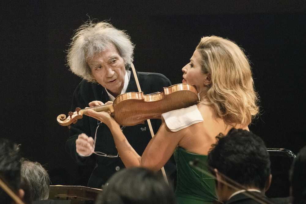 【画像・写真】小澤征爾氏　鬼迫のタクト、胸椎圧迫骨折から回復順調