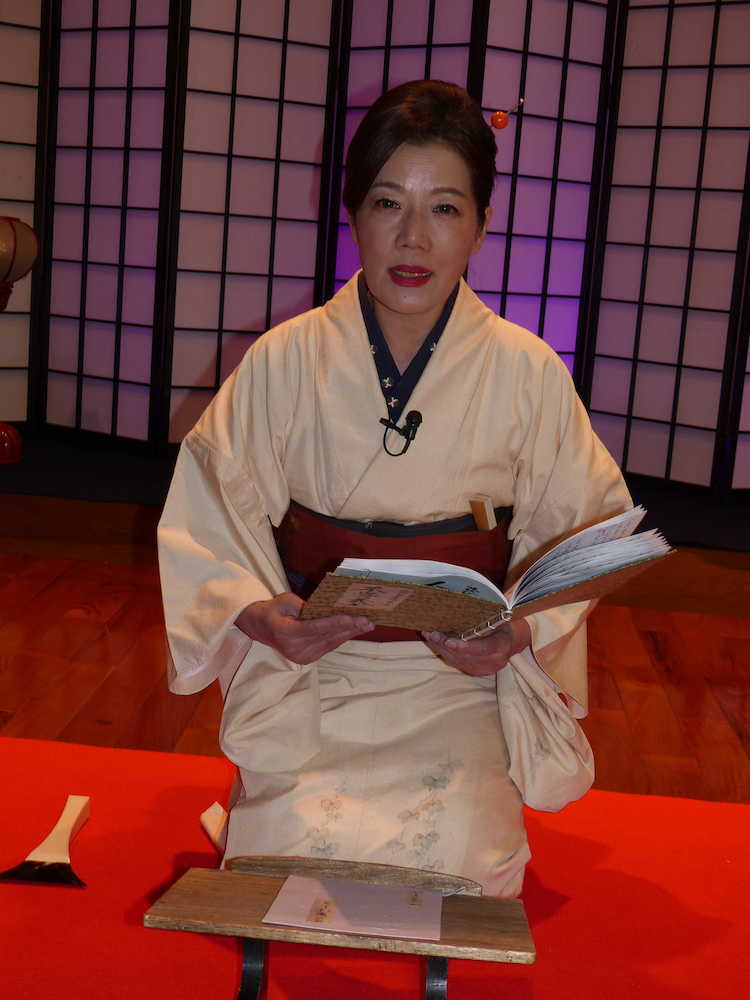 泉岳寺で朗読劇を開催した、まつむら真弓