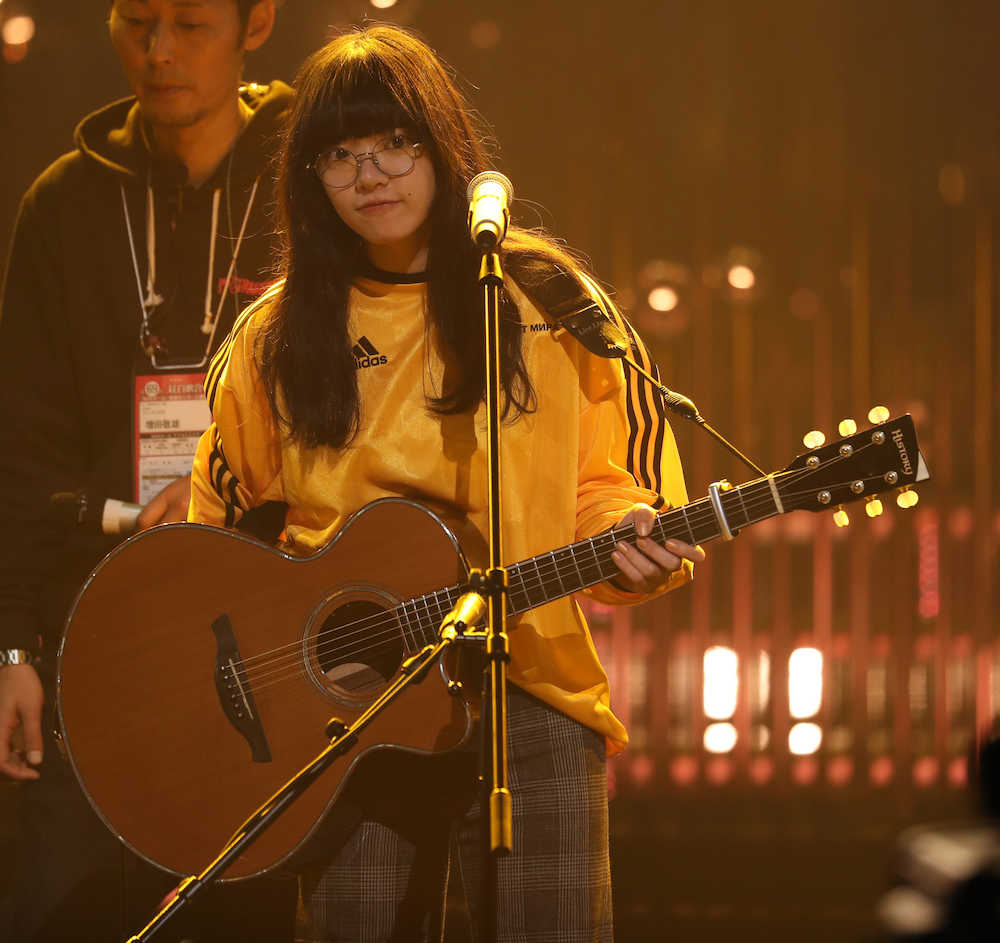 【画像・写真】純烈“銭湯ライブ”でファンの心温める　あいみょん祖母の夢かなえた