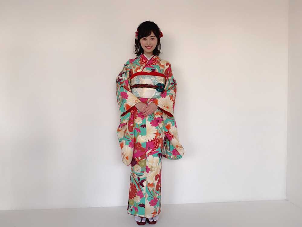 【画像・写真】“まいんちゃん”福原遥　晴れ着姿公開「魅力ある女性になれる様、自分自身を磨いていきたい」